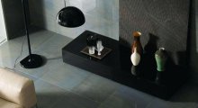 L'ingresso di casa con pavimento in ceramica